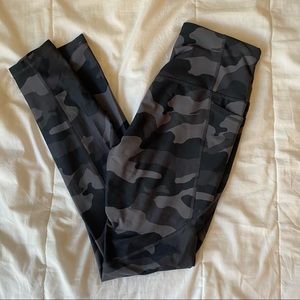 Old Navy Camo Powersoft Leggings